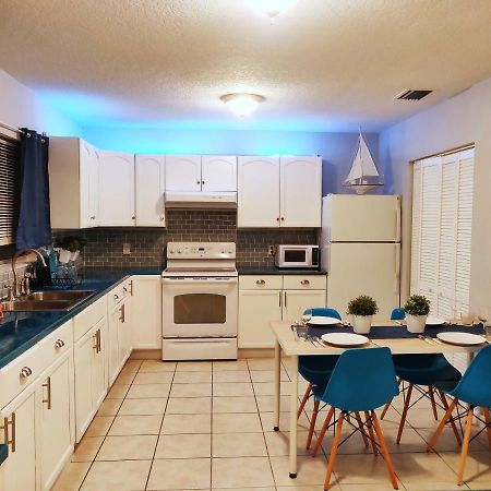 Manatee River Cottage In Historical Oldtown, Sleeps Up To 7 People Palmetto Extérieur photo